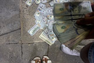 Alabama Barker feet photo 17