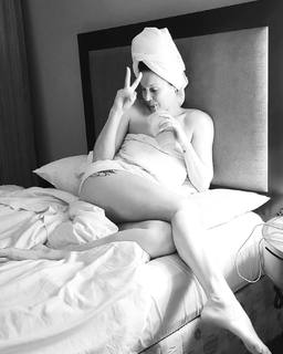 Alaina Huffman feet photo 5