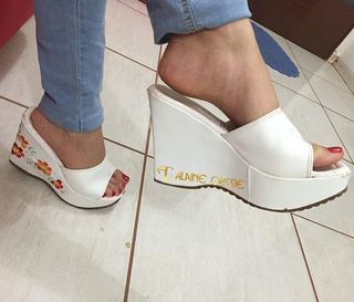 Alaine Crissiê feet photo thumbnail