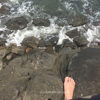 Alaine Crissiê feet photo thumbnail