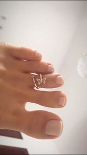 Alaine Crissiê feet photo thumbnail
