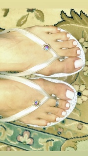Alaine Crissiê feet photo thumbnail