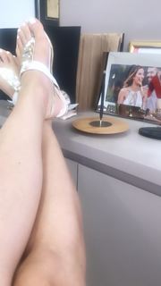 Alaine Crissiê feet photo thumbnail