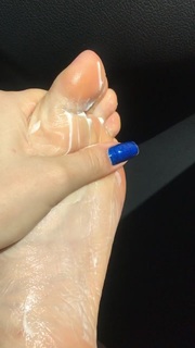Alaine Crissiê feet photo thumbnail