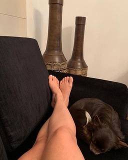 Alaine Crissiê feet photo thumbnail