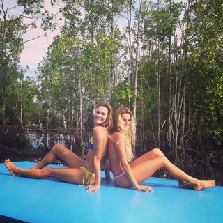 Alana Blanchard feet photo thumbnail