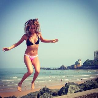Alana Blanchard feet photo thumbnail