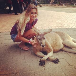 Alana Blanchard feet photo thumbnail