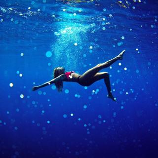 Alana Blanchard feet photo thumbnail