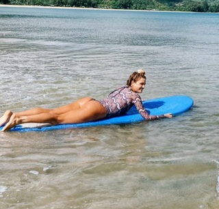 Alana Blanchard feet photo thumbnail