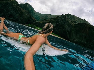 Alana Blanchard feet photo thumbnail
