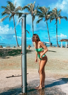 Alana Blanchard feet photo thumbnail