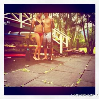 Alana Blanchard feet photo thumbnail