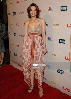 Alana De La Garza feet photo thumbnail