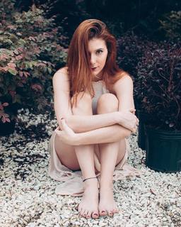 Alana Ferri feet photo 13