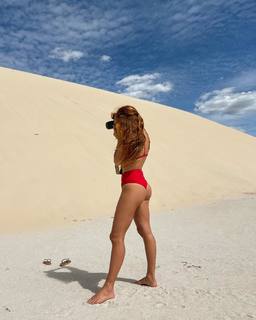 Alana Ferri feet photo 9