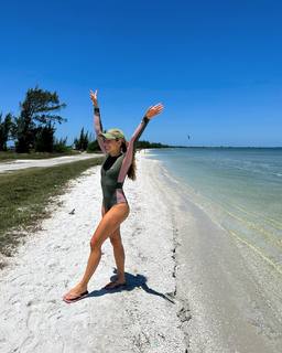 Alana Ferri feet photo 14
