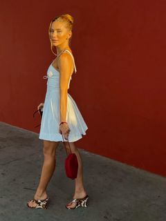 Alana Ferri feet photo 4