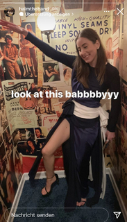 Alana Haim feet photo thumbnail