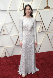 Alana Haim feet photo thumbnail