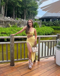 Alana Literas feet photo 1