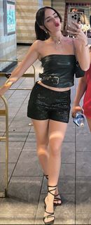 Alana Literas feet photo 9