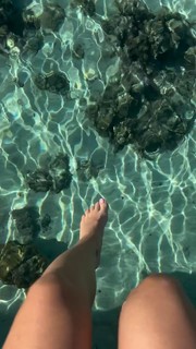 Alanah Pearce feet photo thumbnail