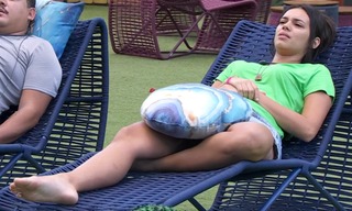 Alane Dias feet photo 11
