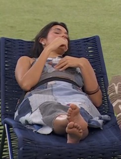 Alane Dias feet photo 9