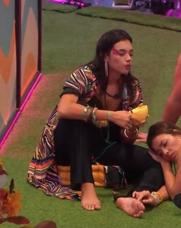 Alane Dias feet photo 12