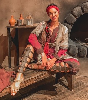Alane Dias feet photo 19