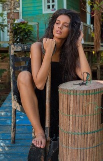 Alane Dias feet photo 20