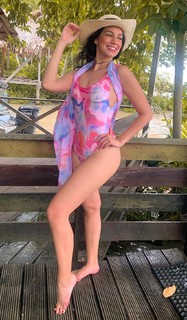 Alane Dias feet photo 6