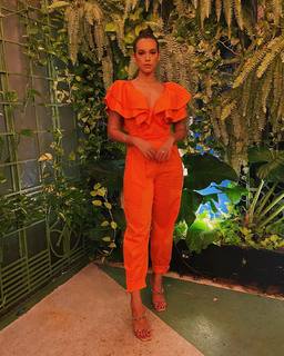 Alane Dias feet photo 9