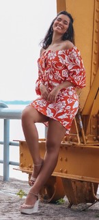 Alane Dias feet photo 4