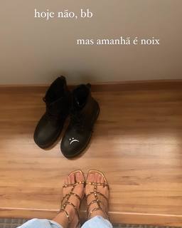 Alane Dias feet photo 20