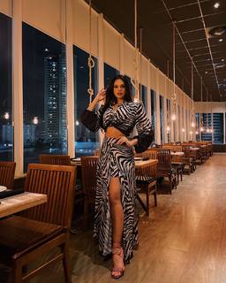 Alane Dias feet photo 11