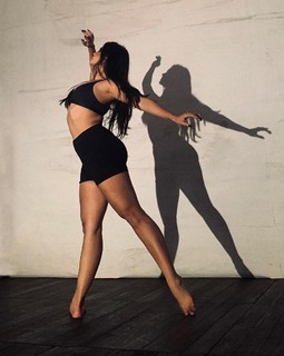 Alane Dias feet photo 9