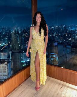Alane Dias feet photo 12