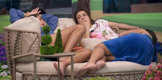 Alane Dias feet photo 14