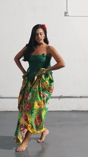 Alane Dias feet photo 9