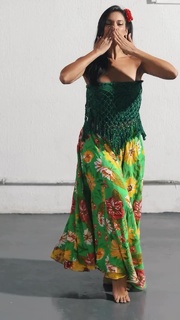 Alane Dias feet photo 8