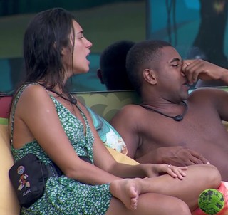 Alane Dias feet photo 14