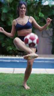 Alane Dias feet photo 11