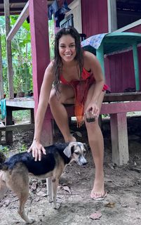 Alane Dias feet photo 4