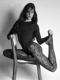 Alane Dias feet photo 17