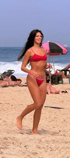 Alane Dias feet photo 6