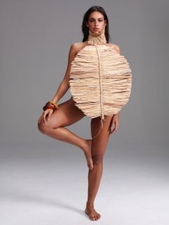 Alane Dias feet photo 6