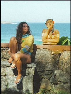 Alane Dias feet photo 2