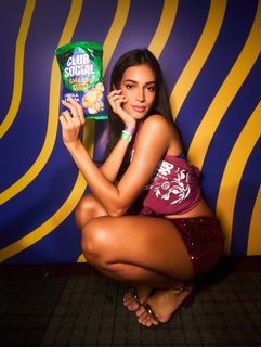 Alane Dias feet photo 7